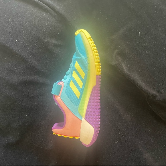Adidas Lego collab kids shoes - size 1 - Picture 3 of 8